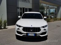 Usata Maserati Levante GranLusso 250 CV (183 kW) 2018 Bianco SUV