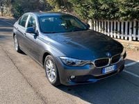 Usata BMW 318 Comfort Edition 143 CV (105 kW) 2015 Grigio Berlina