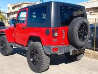 Usata Jeep Wrangler Sahara 177 CV (130 kW) 2010 Rosso SUV