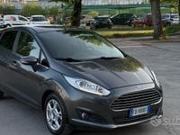 Usata Ford Fiesta Titanium 101 CV (74 kW) 2016 Grigio Utilitaria