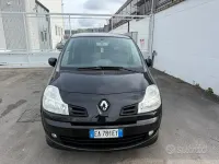 Usata Renault Modus 75 CV (55 kW) 2010 Nero Monovolume