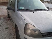 Usata Renault Clio II 58 CV (42 kW) 2003 Grigio