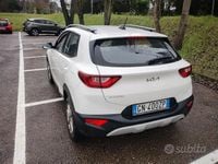 Usata Kia Stonic Urban 84 CV (61 kW) 2023 Bianco SUV