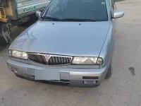Usata Lancia Delta 103 CV (75 kW) 1999 Grigio Utilitaria