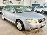 Usata Audi A3 105 CV (77 kW) 2005 Grigio Utilitaria