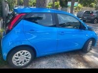 Begagnad Toyota Aygo Connect Style 72 HK (52 kW) 2020 Blå Halvkombi