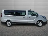 Usata Renault Trafic 150 CV (110 kW) 2024 Argento Monovolume