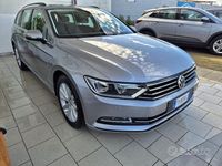 Usata VW Passat Business 120 CV (88 kW) 2019 Grigio Station wagon