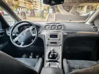 Begagnad Ford S-MAX S 140 HK (102 kW) 2008 Svart Minibuss
