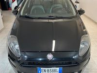 Usata Fiat Punto 77 CV (56 kW) 2012 Nero Utilitaria