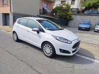 Usata Ford Fiesta 75 CV (55 kW) 2015 Bianco Berlina