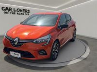 Usata Renault Clio V Techno 145 CV (106 kW) 2023 Arancione Utilitaria