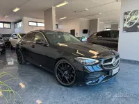 Usata Mercedes C220 AMG 200 CV (147 kW) 2022 Nero ossidiana Berlina