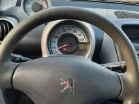 Usata Peugeot 107 68 CV (50 kW) 2009 Rosso Utilitaria