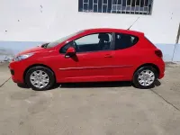 Usata Peugeot 207 68 CV (50 kW) 2013 Berlina