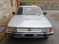 Usata Ford Granada Ghia 90 CV (66 kW) 1982 Argento Berlina