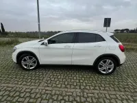 Usata Mercedes GLA180 Executive 109 CV (80 kW) 2017 Bianco SUV