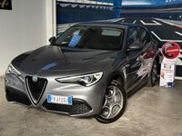Usata Alfa Romeo Stelvio 190 CV (139 kW) 2018 Grigio SUV