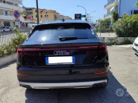 Usata Audi Q8 Sport 231 CV (169 kW) 2024 Nero metallizzato SUV