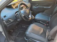 Usata Lancia Ypsilon Platinum 95 CV (69 kW) 2014 Argento Utilitaria