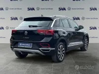 Usata VW T-Roc Style 110 CV (80 kW) 2023 Nero SUV