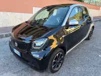 Usata Smart ForFour Passion 71 CV (52 kW) 2014 Nero Utilitaria