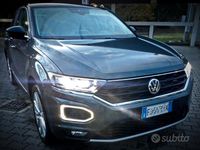 Usata VW T-Roc 116 CV (85 kW) 2018 Grigio SUV