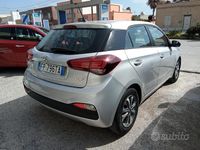 Usata Hyundai i20 75 CV (55 kW) 2018 Grigio Utilitaria
