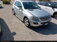 Usata Mercedes ML320 224 CV (164 kW) 2007 Grigio SUV