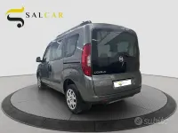 Usata Fiat Doblò Lounge 120 CV (88 kW) 2019 Grigio Monovolume