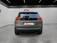 Usata Peugeot 3008 Allure 131 CV (96 kW) 2022 Grigio SUV
