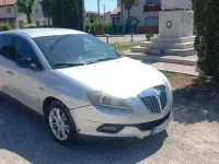 Usata Lancia Delta 120 CV (88 kW) 2011 Utilitaria