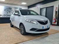 Usata Lancia Ypsilon 69 CV (50 kW) 2017 Grigio Utilitaria