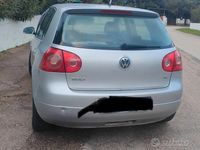 Usata VW Golf V 105 CV (77 kW) 2007 Grigio Berlina