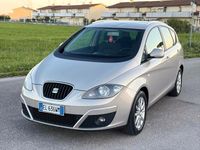 Brugt Seat Altea XL Style 105 HK (77 kW) 2012 Guld MPV