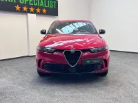 Begagnad Alfa Romeo Tonale 131 HK (96 kW) 2023 Röd SUV