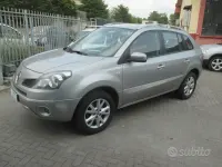 Usata Renault Koleos Dynamique 150 CV (110 kW) 2009 Grigio SUV