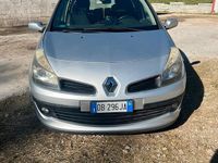 Usata Renault Clio II 75 CV (55 kW) 2005 Berlina
