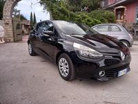 Usado Renault Clio IV 75 CV (55 kW) 2014 Negro Berlina