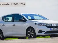 Neu Dacia Sandero Journey 122 PS (89 kW) 2026 Silber Limousine
