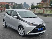 Second-hand Toyota Aygo 69 CP (50 kW) 2016 Gri Hatchback