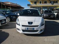 usata Peugeot 5008 1.6 HDI 115CV E5 CAMBIO AUTOMATICO