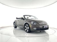 Usata VW Beetle Cabriolet Sportline 140 CV (102 kW) 2014 Marrone metallizzato Cabrio