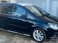 Usata Opel Zafira 2006 Nero Monovolume