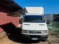 Usata Iveco Daily 125 CV (91 kW) 2004 Bianco Berlina