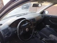 Begagnad VW Golf IV 90 HK (66 kW) 2003 Blå Kombi