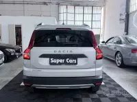 Usata Dacia Jogger Comfort 101 CV (74 kW) 2023 Grigio Monovolume