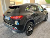 Usata Mercedes GLA180 116 CV (85 kW) 2022 Nero SUV