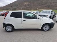 Usata Fiat Punto 69 CV (50 kW) 2004 Bianco Utilitaria