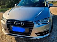 Usata Audi A3 Attraction 110 CV (80 kW) 2014 Grigio Berlina